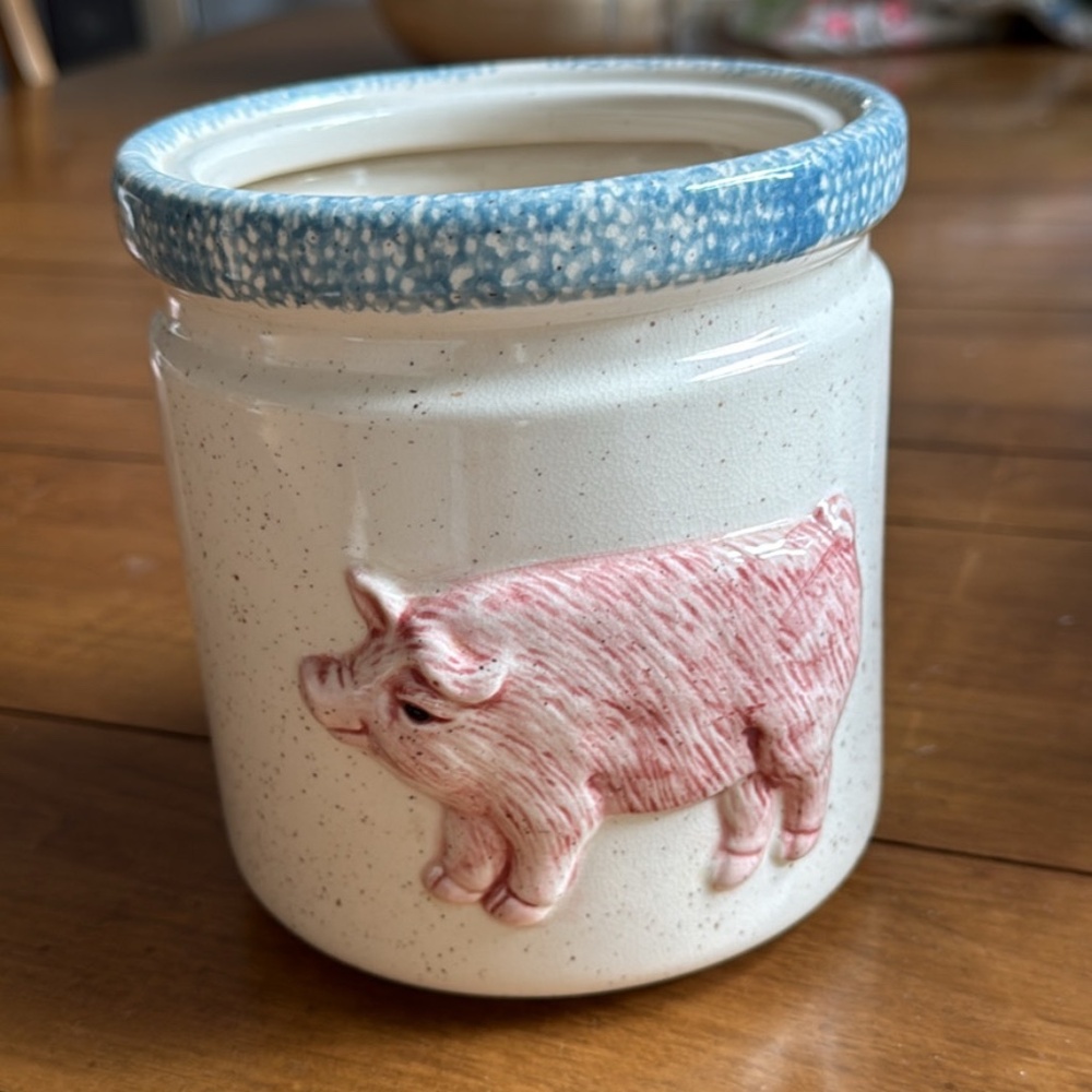 McCoy pottery pig crock
